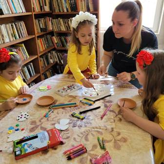 Лазарнята в село Гарван – празник на любителското творчество